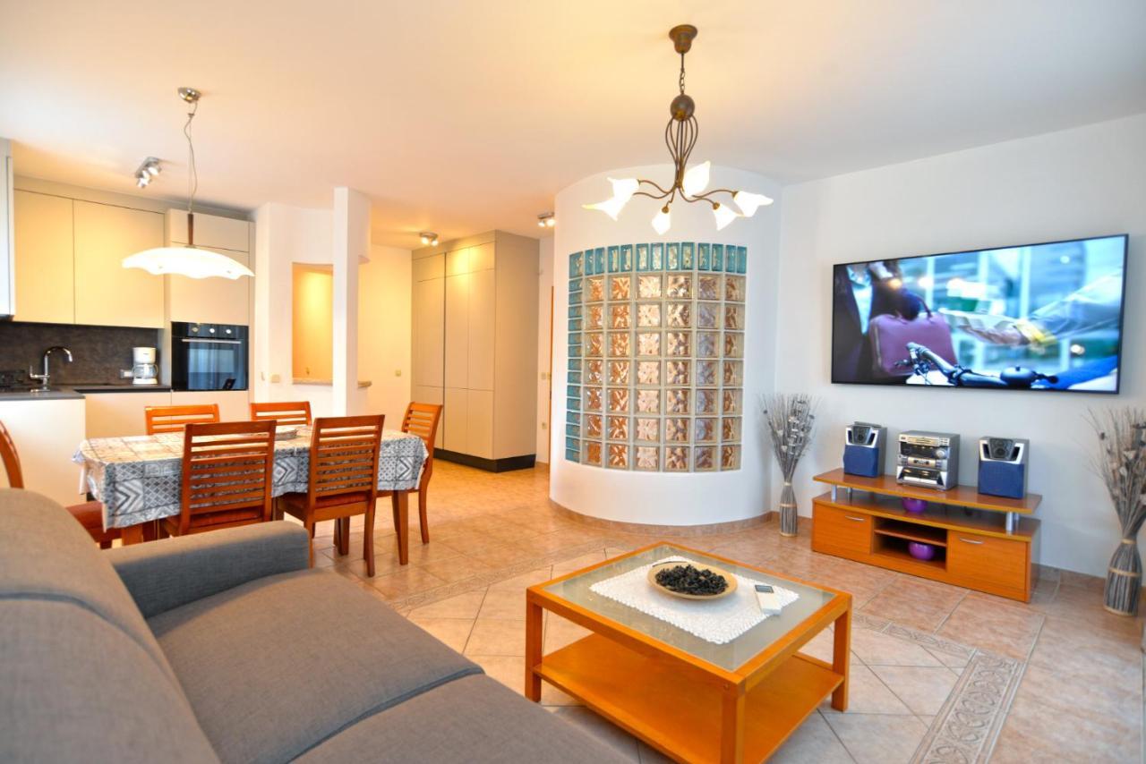Apartments Elvis 1299 弗尔萨尔 外观 照片