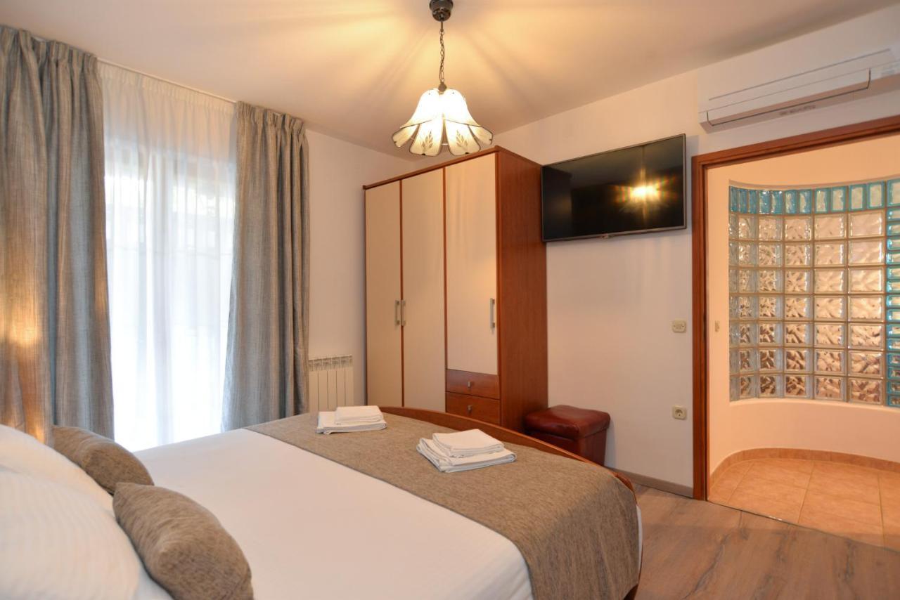Apartments Elvis 1299 弗尔萨尔 外观 照片