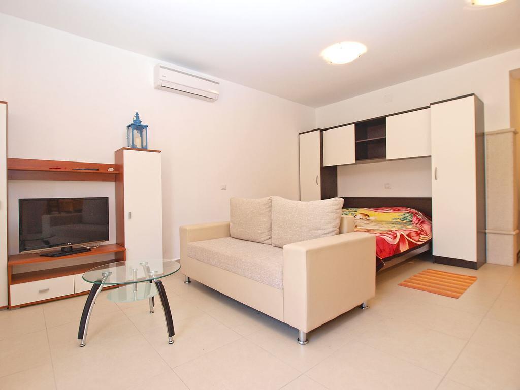 Apartments Elvis 1299 弗尔萨尔 外观 照片