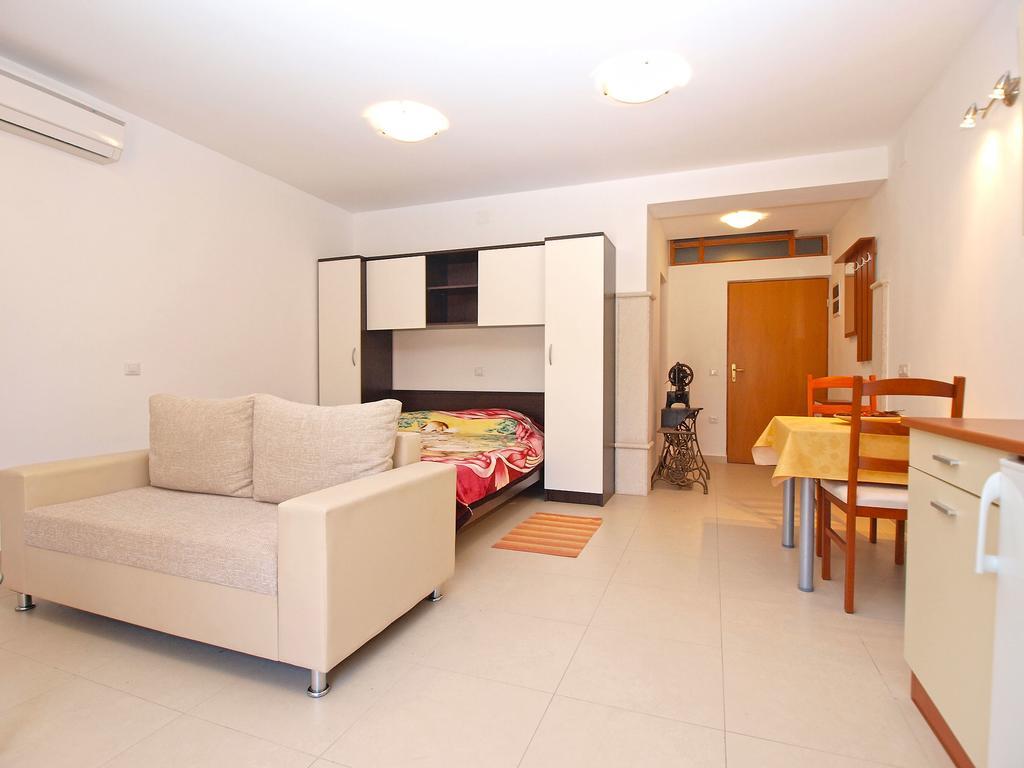 Apartments Elvis 1299 弗尔萨尔 外观 照片