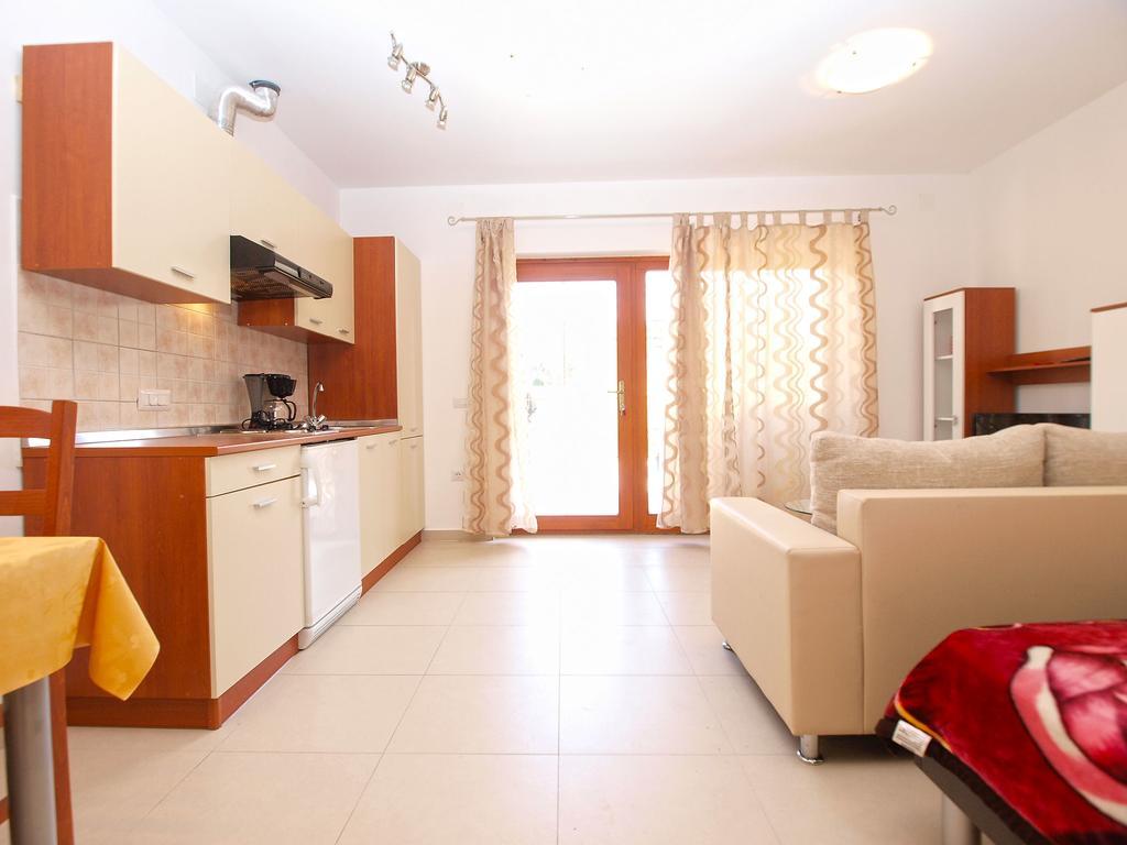 Apartments Elvis 1299 弗尔萨尔 外观 照片