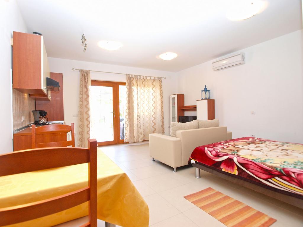 Apartments Elvis 1299 弗尔萨尔 外观 照片