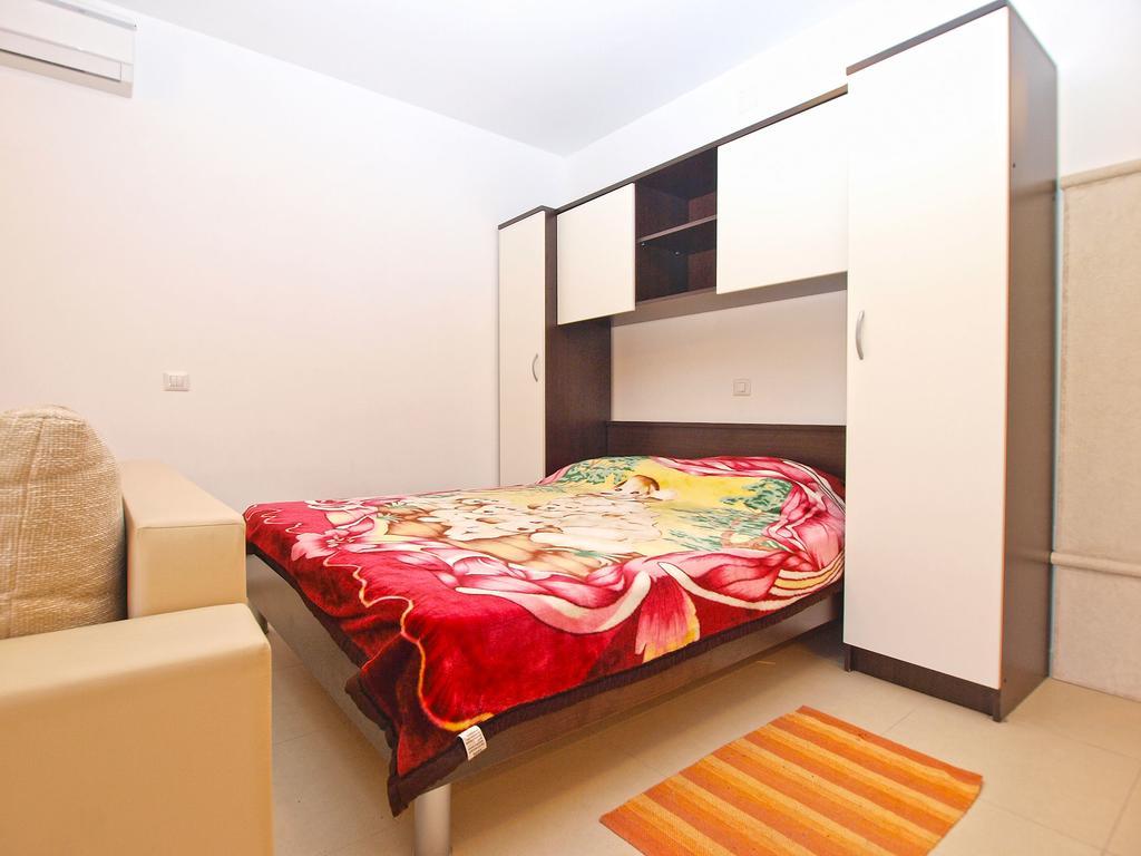 Apartments Elvis 1299 弗尔萨尔 外观 照片